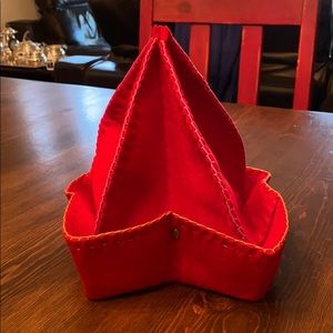 NWT vintage Helen Kaminski hat